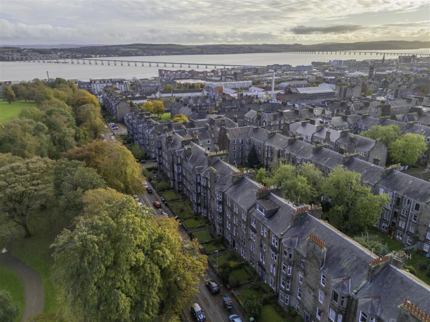 Images for 12 Baxter Park Terrace, Dundee