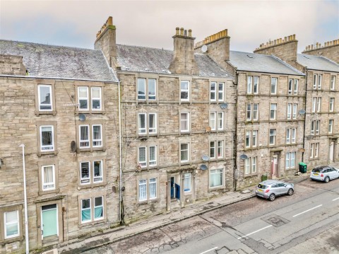 View Full Details for 1/L, 48, Provost Road, Dundee