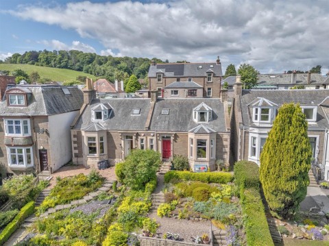 View Full Details for 82, Logie Street, Dundee
