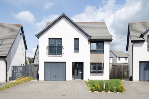 View Full Details for 6, Grayburn Place, Dundee