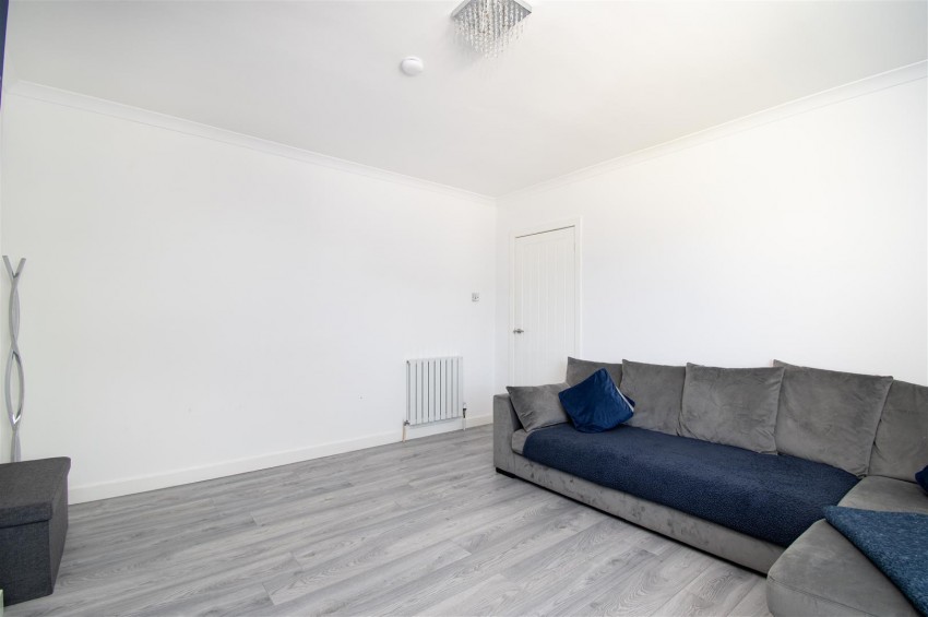 Images for Finlaggan Crescent, Dundee