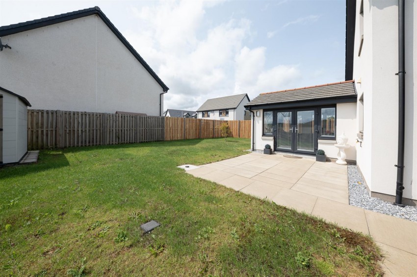 Images for Grayhaugh Wynd, Dundee