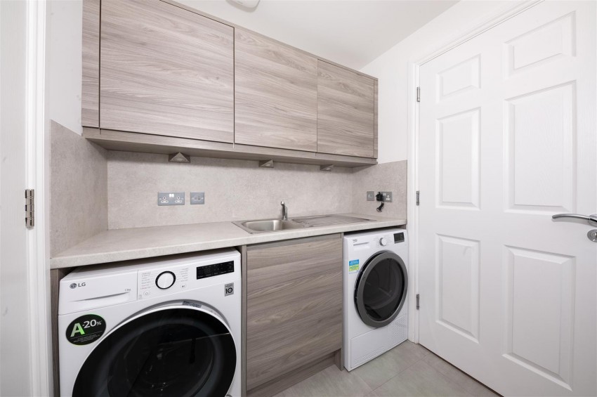 Images for Grayhaugh Wynd, Dundee