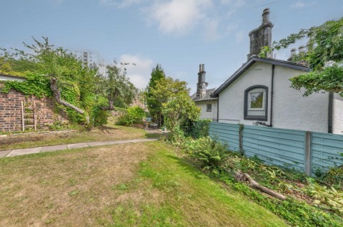 View Full Details for 3, Laurel Bank, Dundee