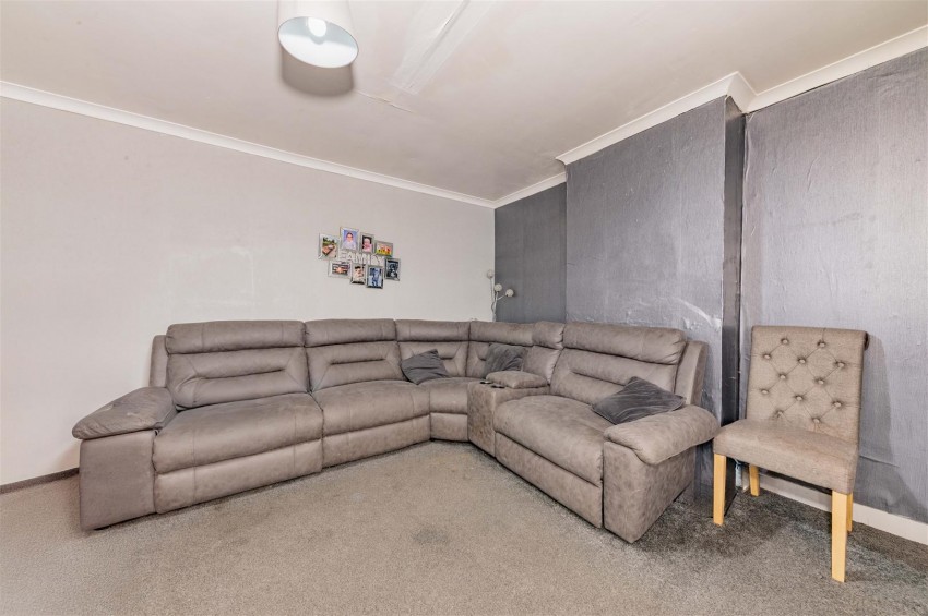 Images for Helmsdale Crescent, Dundee