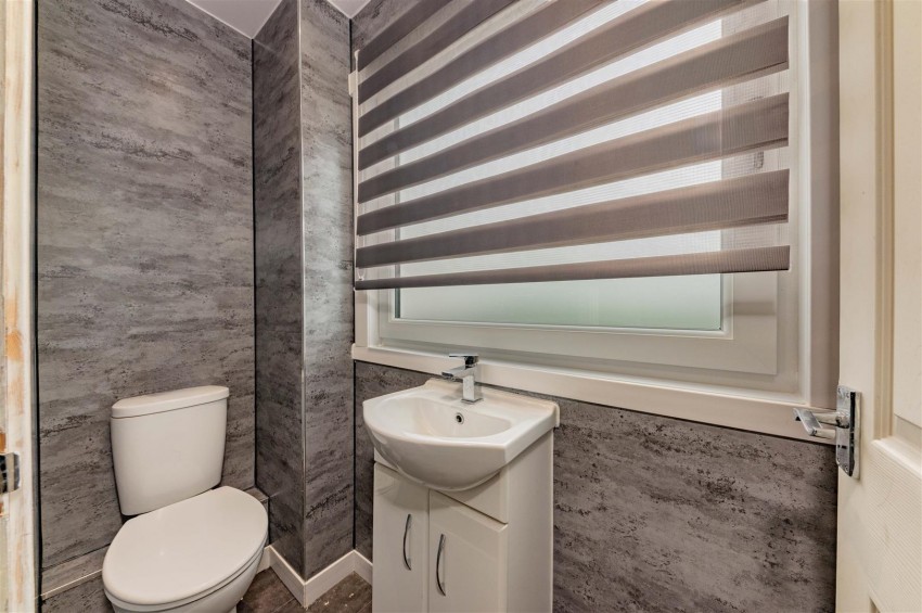 Images for Helmsdale Crescent, Dundee