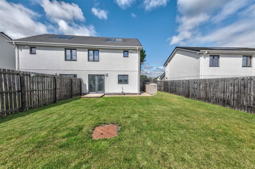 Images for Greenfield Crescent, Dundee