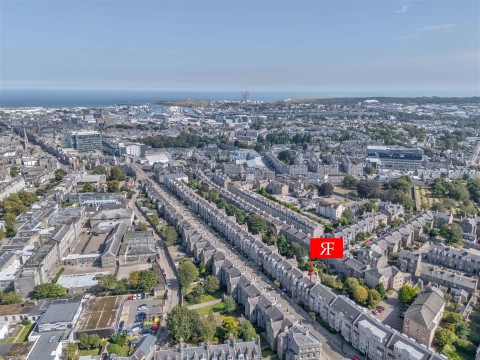 View Full Details for 3L, 127, Union Grove, Aberdeen