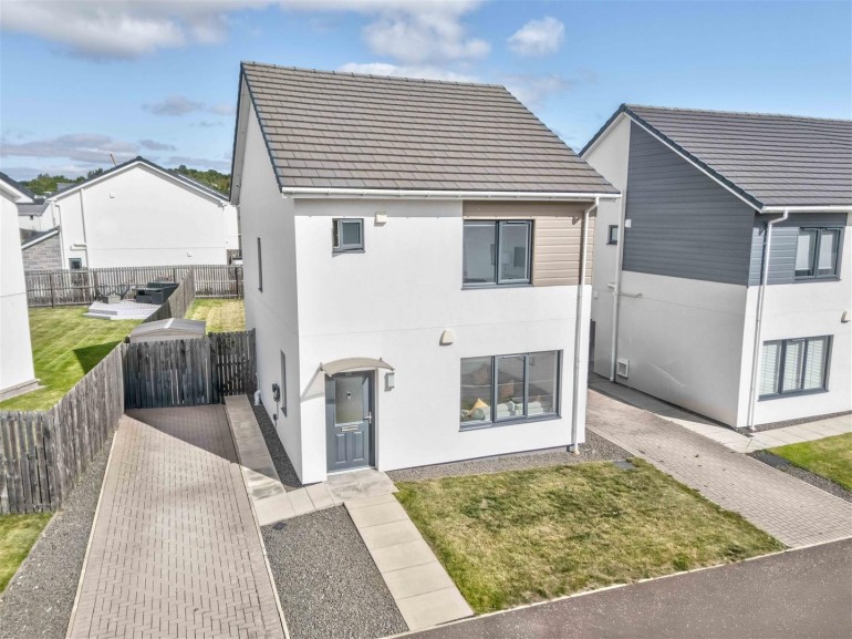 30, Castleview Place, Dundee