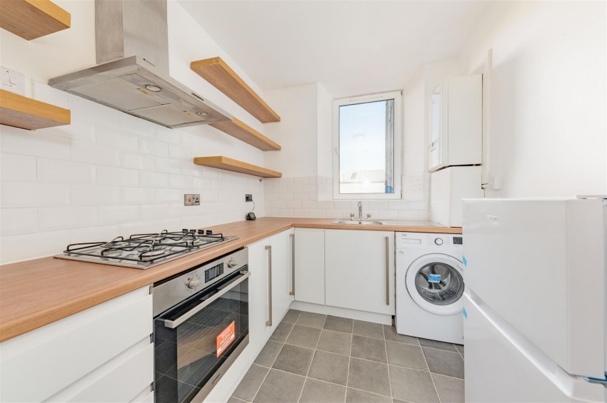 Images for 107 Clepington Road, Dundee