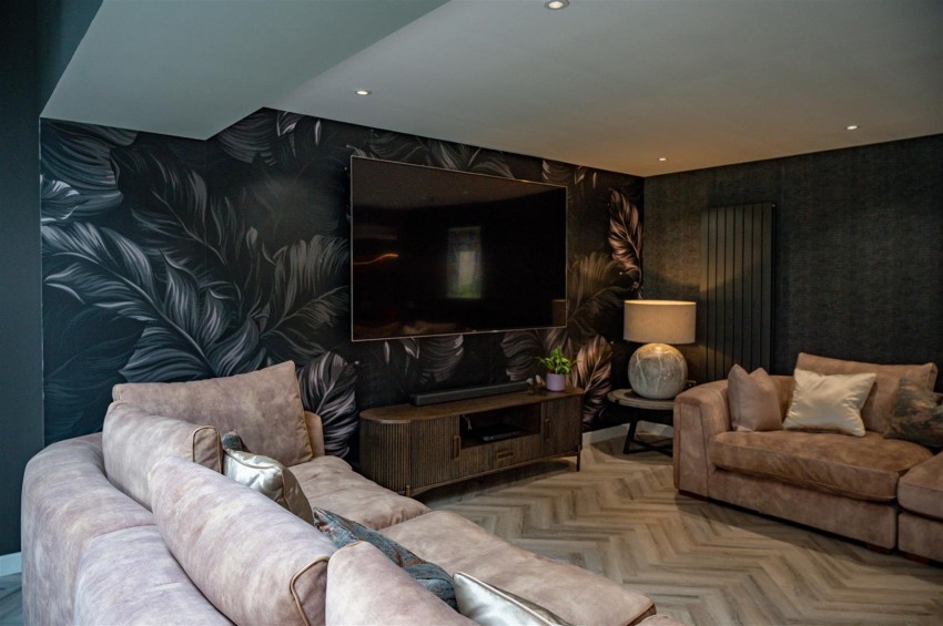 Images for Angus Crescent, Monifieth, Dundee