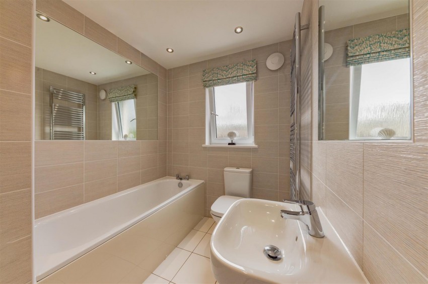 Images for Angus Crescent, Monifieth, Dundee
