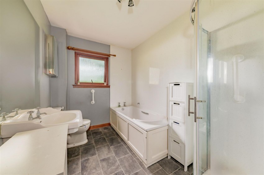 Images for Rose Hemming Place, Letham