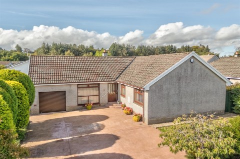 View Full Details for 8, Broomwell Gardens, Monikie