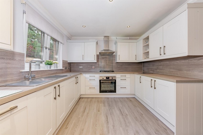 Images for Constitution Court, Dundee