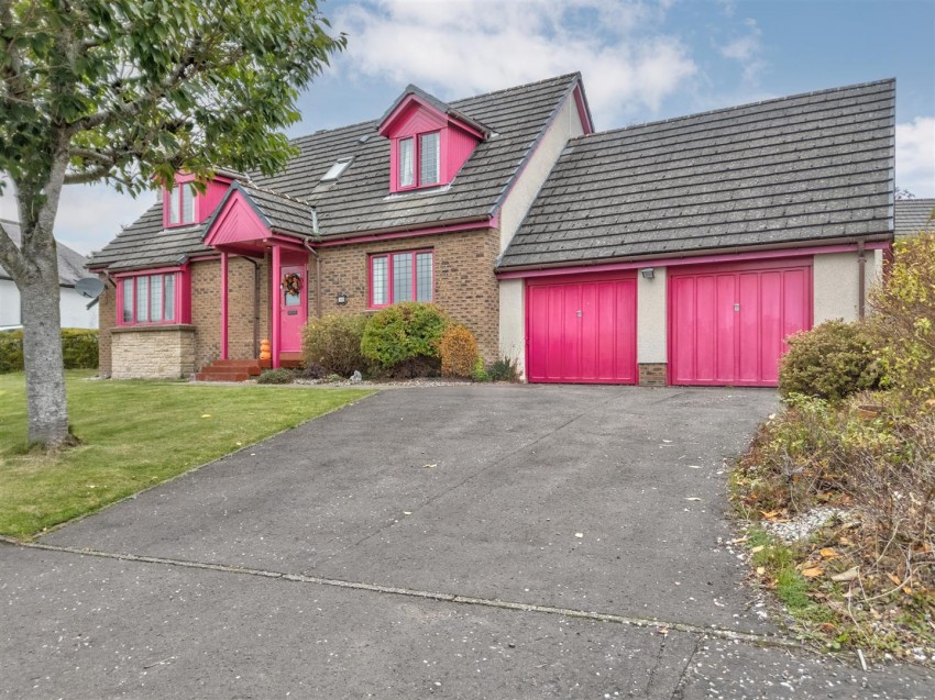 Images for Stiven Crescent, Kirriemuir