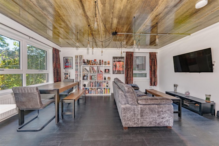 Images for Shepherds Loan, Dundee