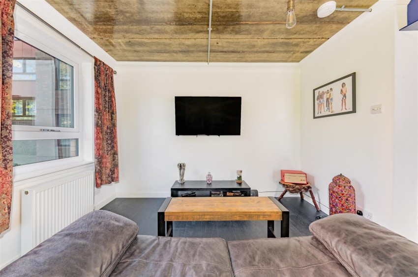 Images for Shepherds Loan, Dundee