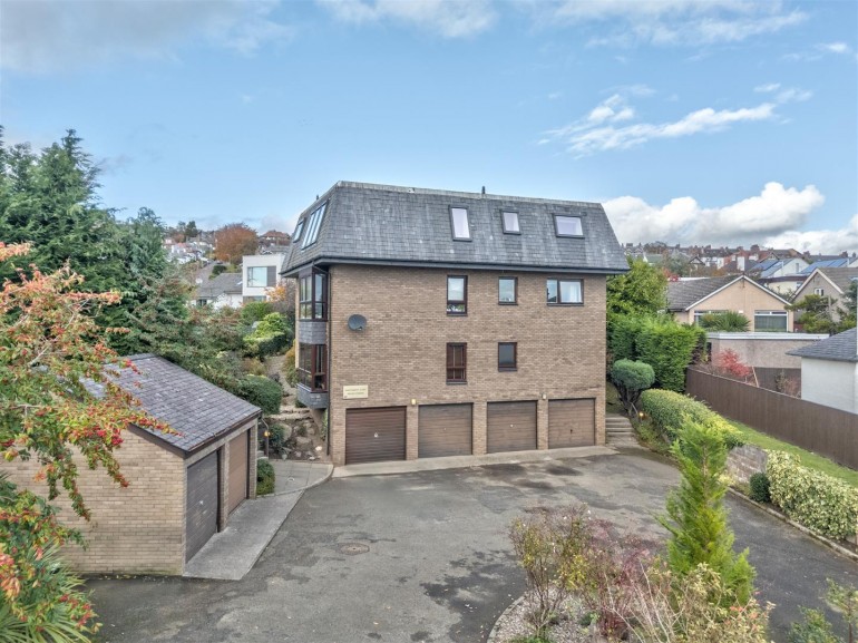 99D, Shaftesbury Road, Dundee