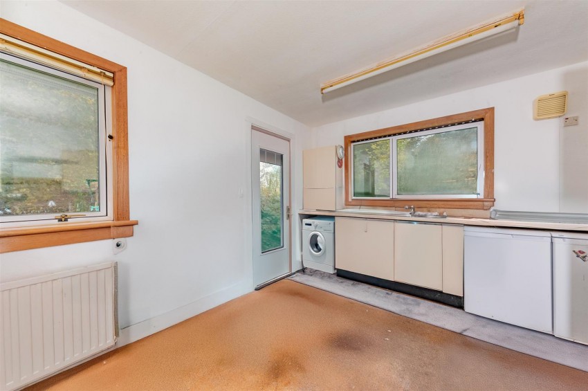 Images for Woodland Way, Kingoodie, Invergowrie, Dundee