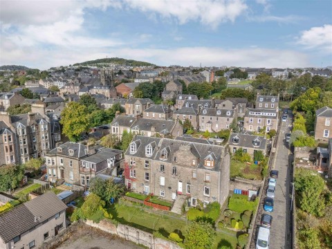 View Full Details for 4C, Wellington Street, Dundee