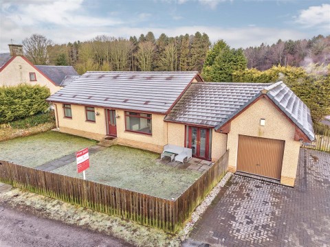 View Full Details for 40, The Holdings, Tealing, Dundee