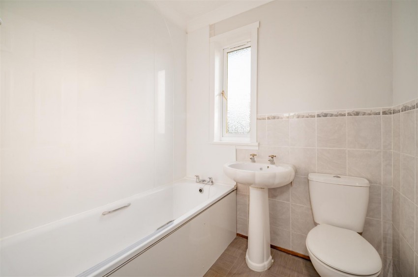 Images for Ballantrae Gardens, Dundee