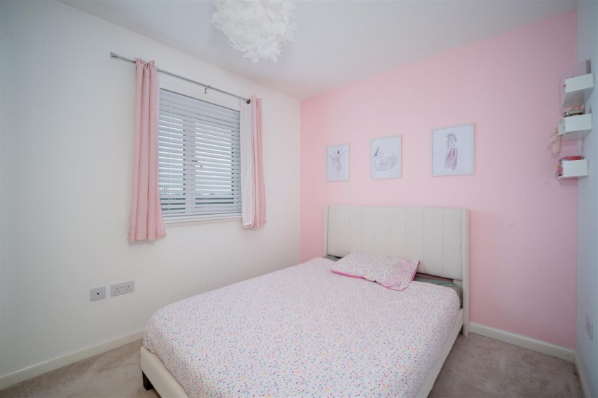 Images for Ballumbie Rise Gardens, Dundee