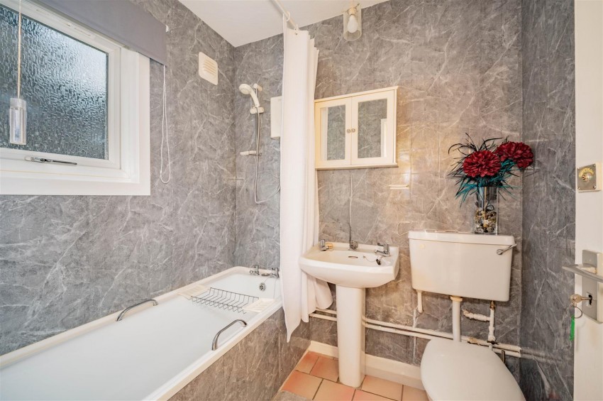 Images for Helmsdale Crescent, Dundee