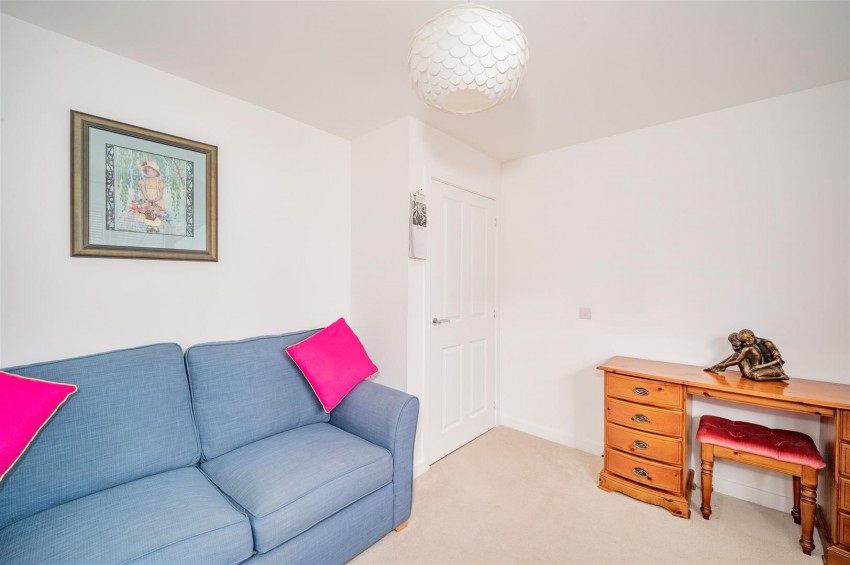 Images for Red Squirrel Way, Liff