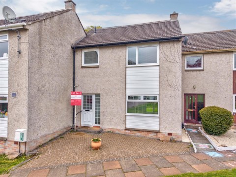 View Full Details for 8, Kinbrae Park, Newport-On-Tay