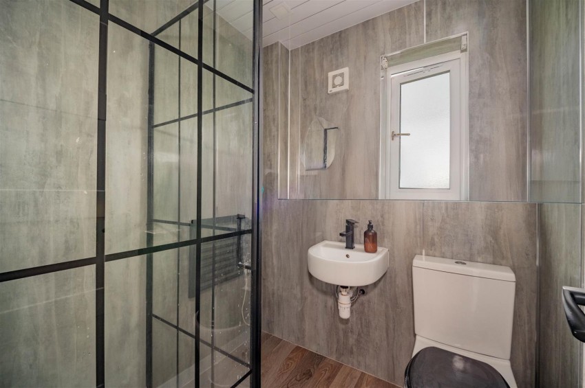 Images for Traquair Gardens, Dundee