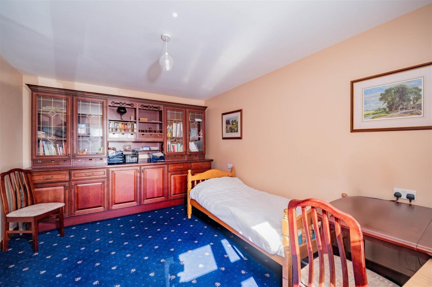 Images for Tealing, Dundee