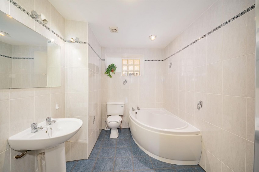 Images for Tealing, Dundee