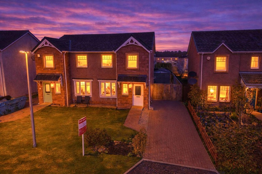 Images for Black Devon Place, Inchture, Perth