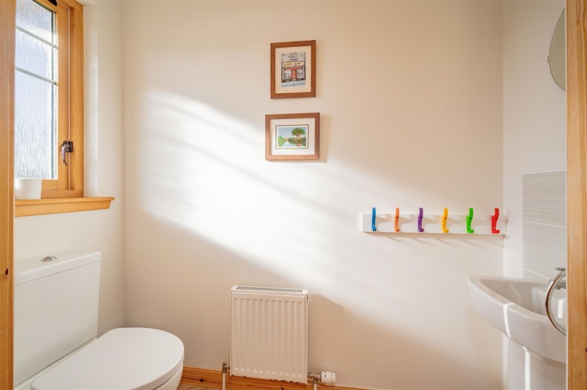 Images for Black Devon Place, Inchture, Perth