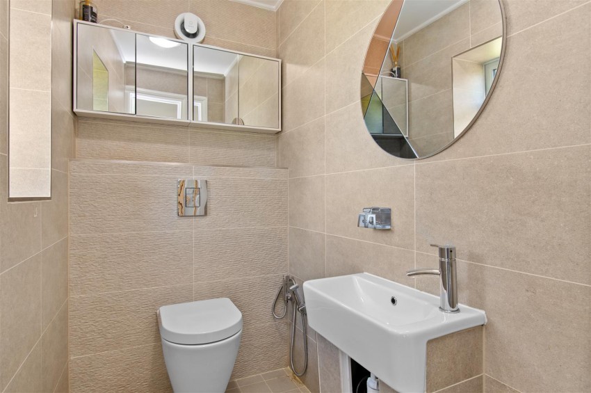 Images for Ledyatt Cottage Lundie