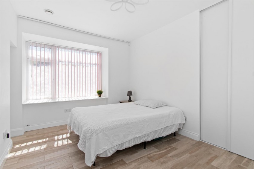 Images for Ledyatt Cottage Lundie