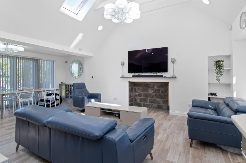 Images for Ledyatt Cottage Lundie