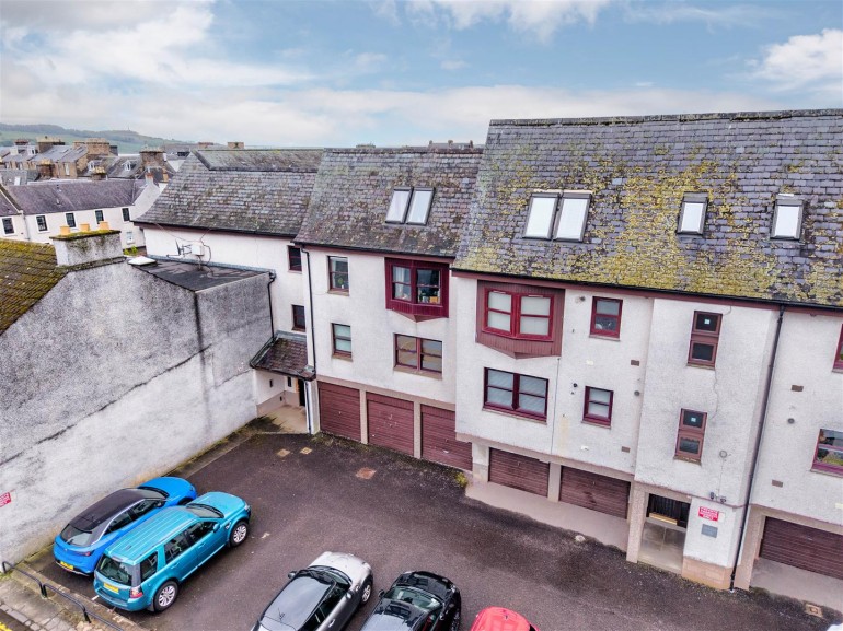 Flat 11, Brochtie Court, Brochtie Court, Fort Street, Broughty Ferry, Dundee