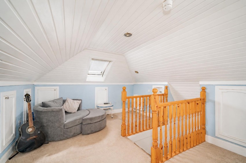 Images for Kinnaird Cottage, Auchterhouse, Dundee