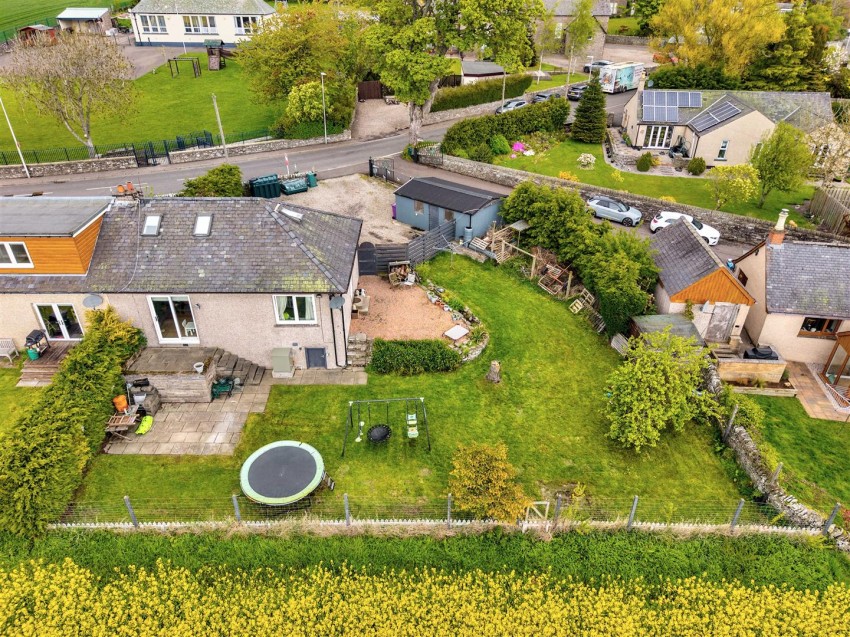Images for Kinnaird Cottage, Auchterhouse, Dundee