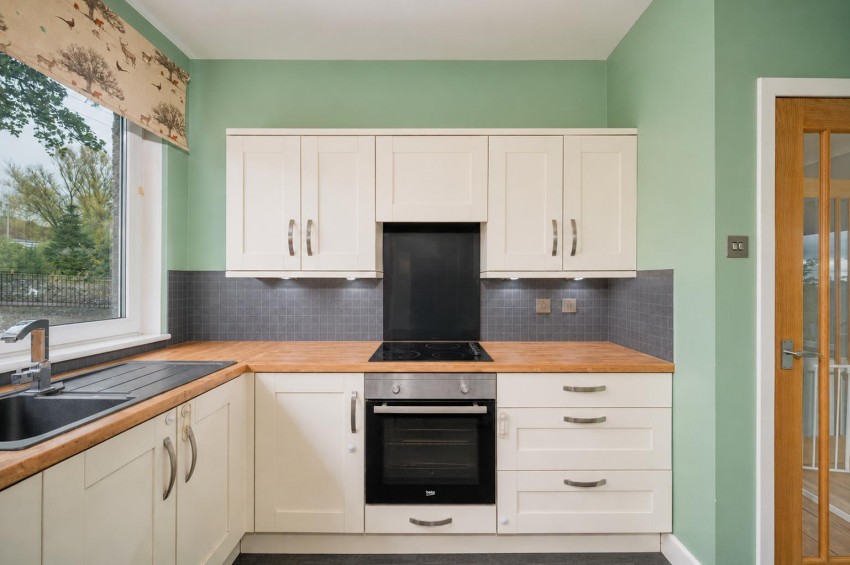 Images for Kinnaird Cottage, Auchterhouse, Dundee