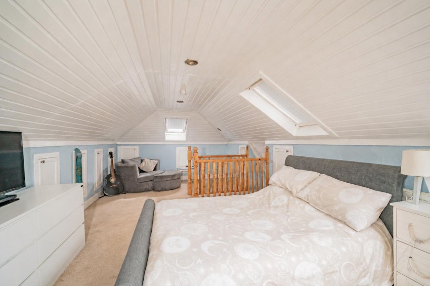 Images for Kinnaird Cottage, Auchterhouse, Dundee