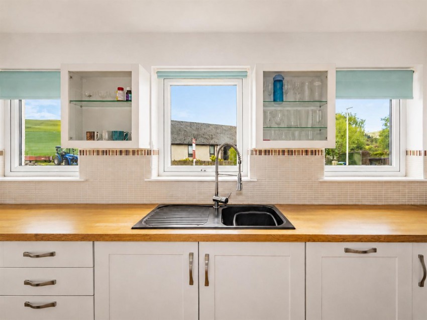 Images for Eassie, Forfar
