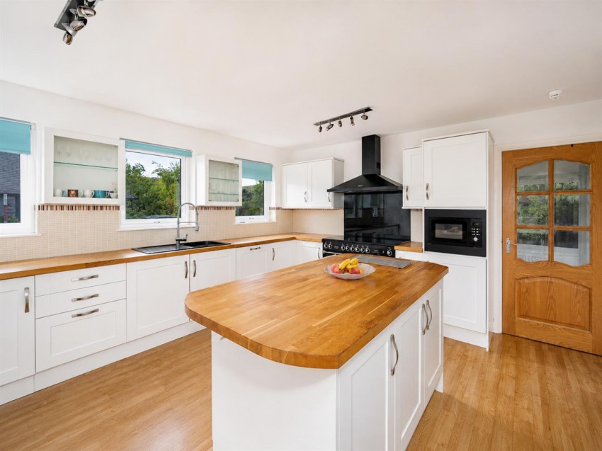 Images for Eassie, Forfar