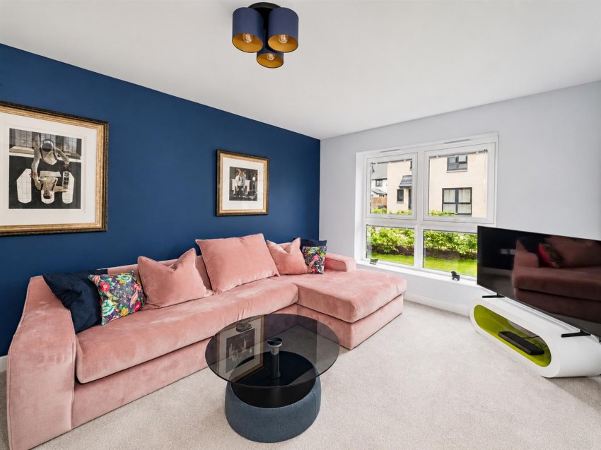 Images for Grayburn Loan, Dundee