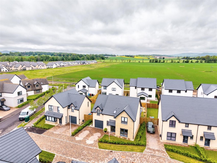 Images for Grayburn Loan, Dundee