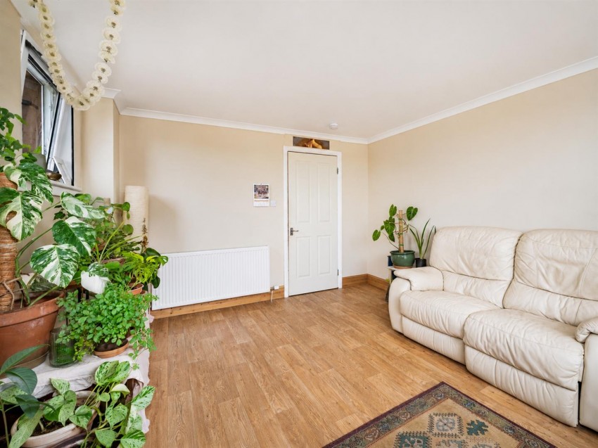 Images for Ladywell Avenue, Dundee