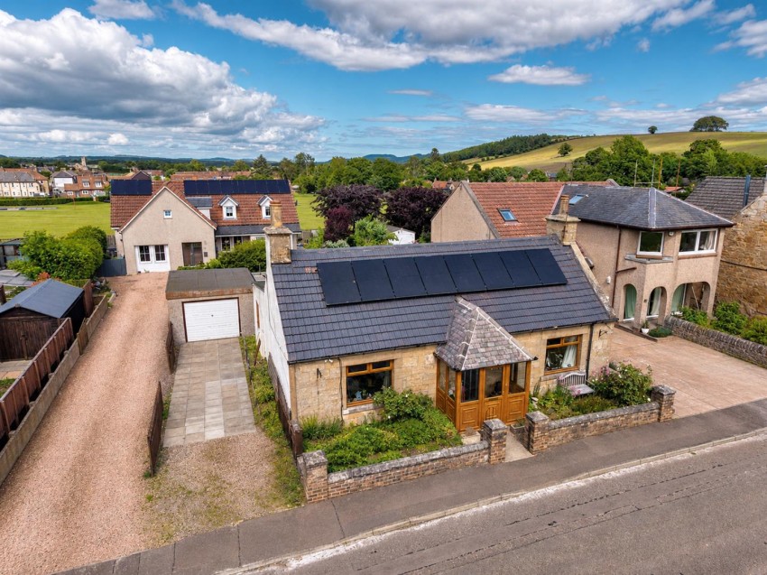 Images for Back Park, Kettlebridge, Cupar